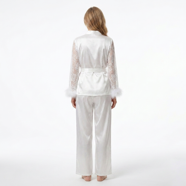 Lunaria | Lace-Trim Fuzzy Pajama Set